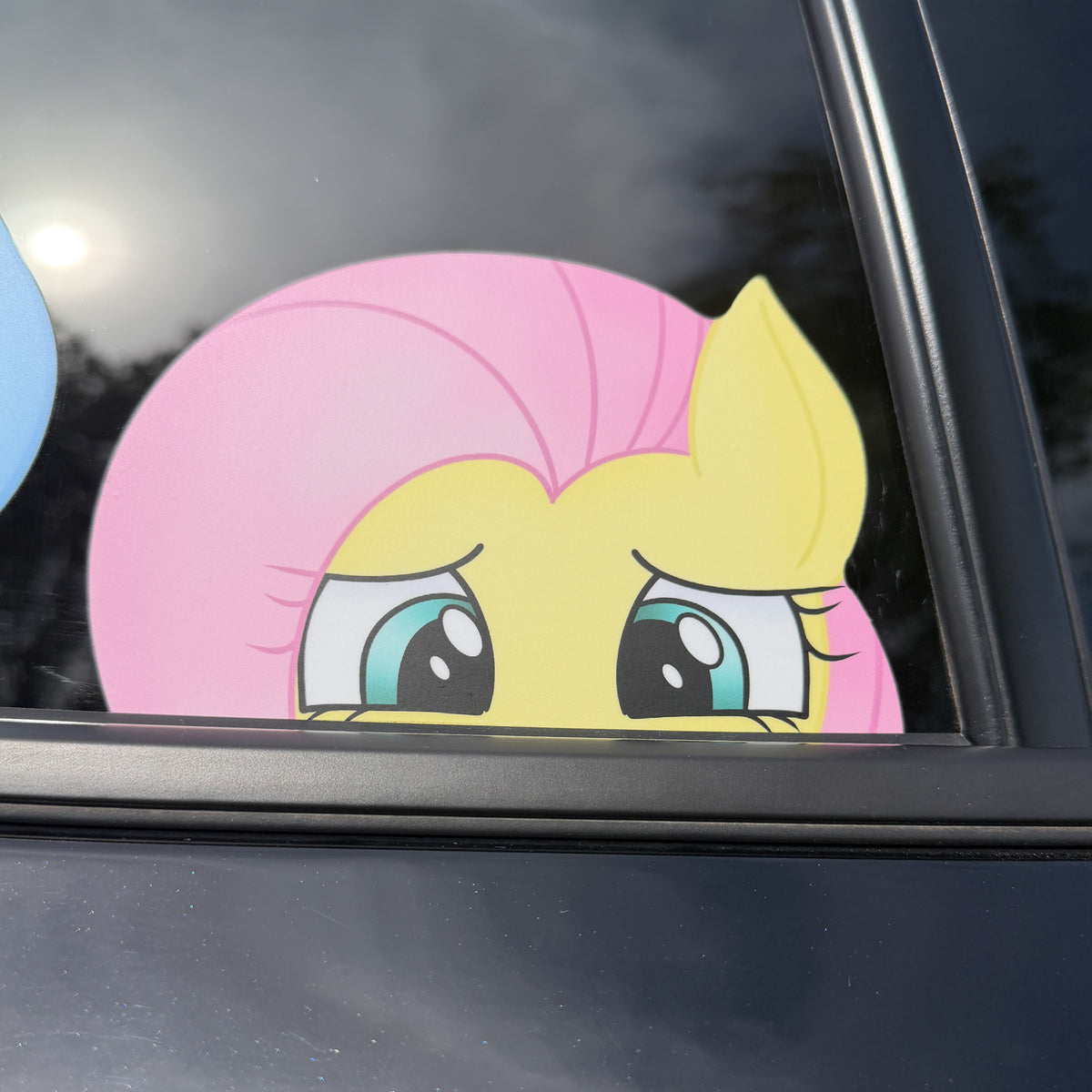 Flutter Pony Peeker